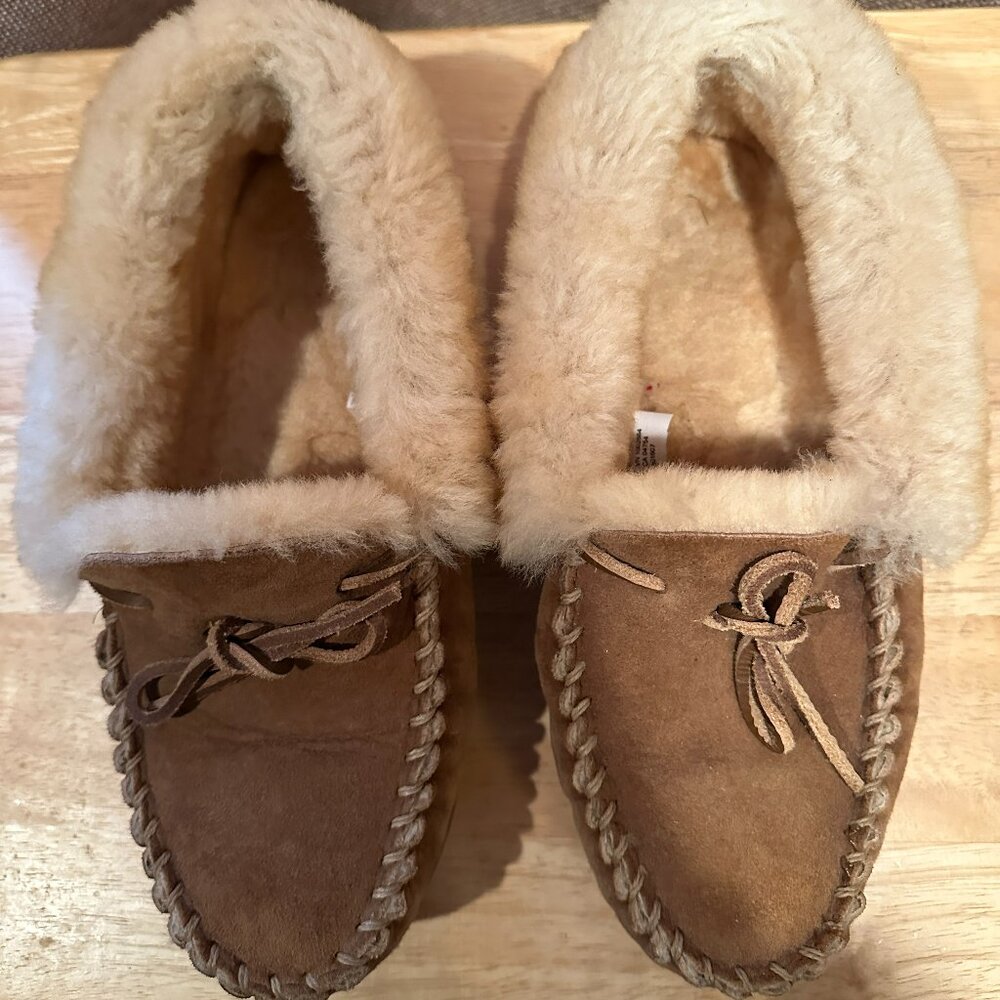 LL Bean Women's Wicked Good Moccasins